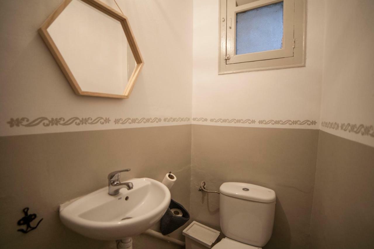 B21-Apartamento Modernista Para Grupos Барселона Экстерьер фото