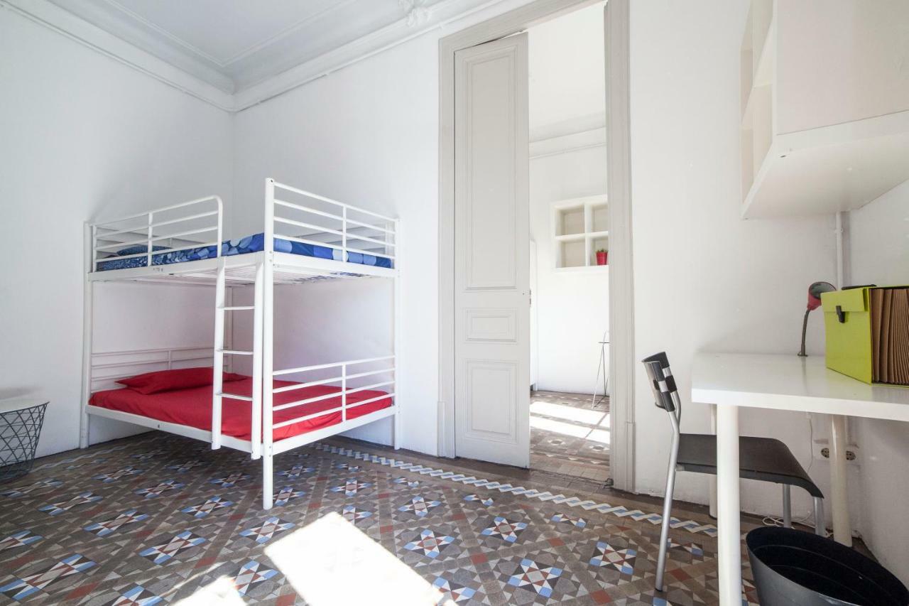 B21-Apartamento Modernista Para Grupos Барселона Экстерьер фото